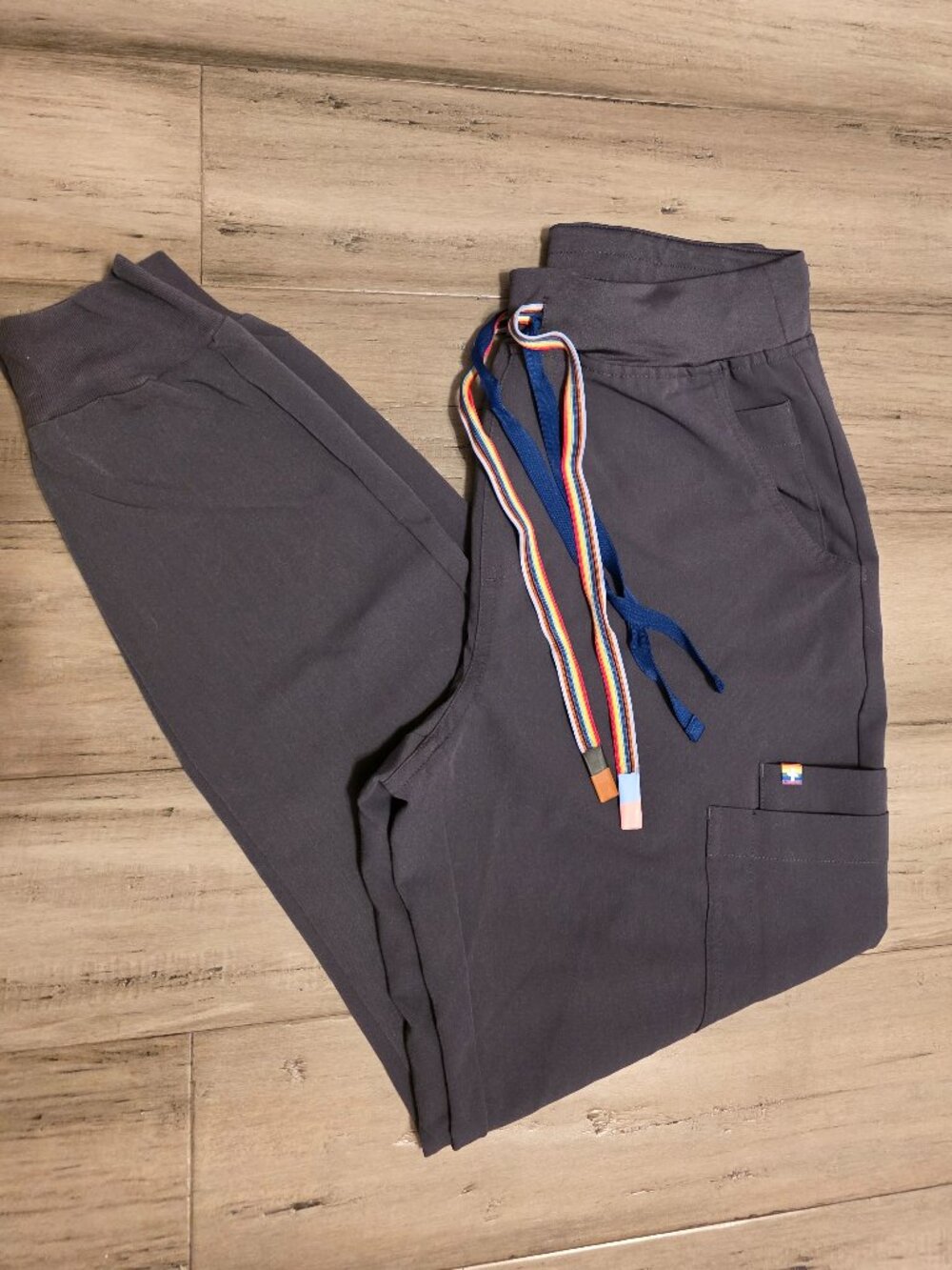 FIGS Charcoal Gray Zamora size S